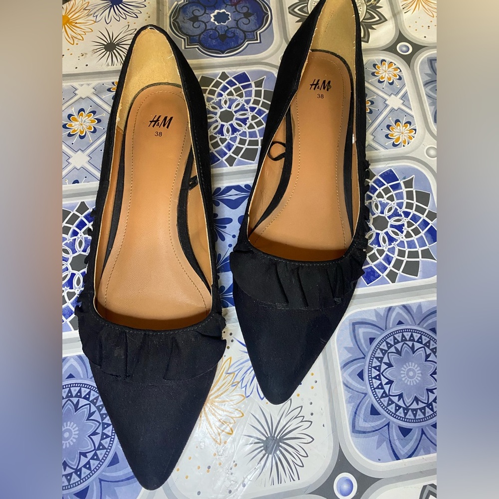 Pointy heels size 8 from H&M